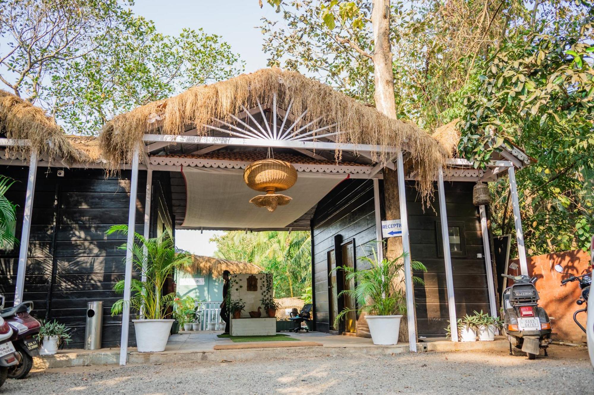 Kayan!V Resort Mandrem Exterior foto
